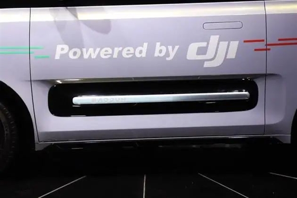 �й�����TOP 2����ͬʱ��ɴ��Զ���ʻ