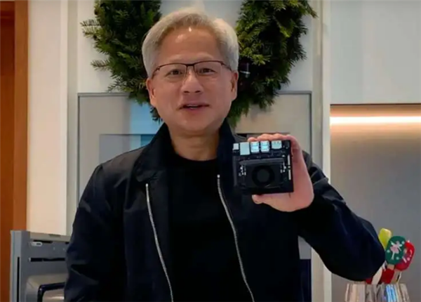 Ӣΰ������ʽAI�������Է�����AI�������1.7�� ��249��Ԫ