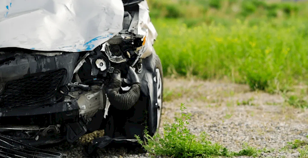 �������Զ���ʻײˮ�룡˾�����Զ���ʻ�溦�� �Լ�������Ҳûʶ�����