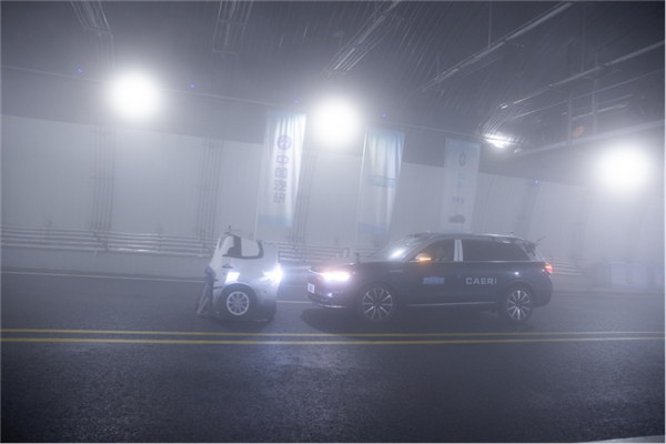 �й����У��Ǽݲ��˹���������������ȫ�����˼�