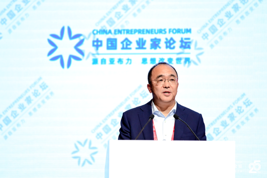 ˵�������ﻰ����500ǿ��˾���³�ֱ�ԣ�Deepseekд��ʫ������ �Ǵ�·��