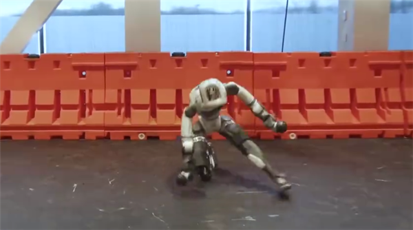 ��ʿ�ٶ���Atlas�����˳���������������˹ ����������������